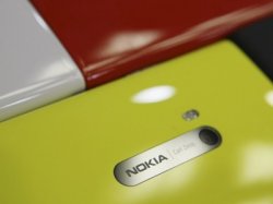 Nokia Lumia 929 можно будет скоро встретить на прилавках магазинов