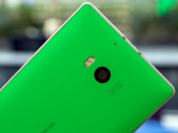  Nokia Lumia 930      