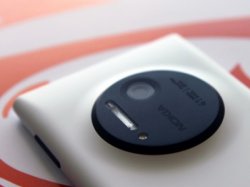  Nokia Lumia 1020  